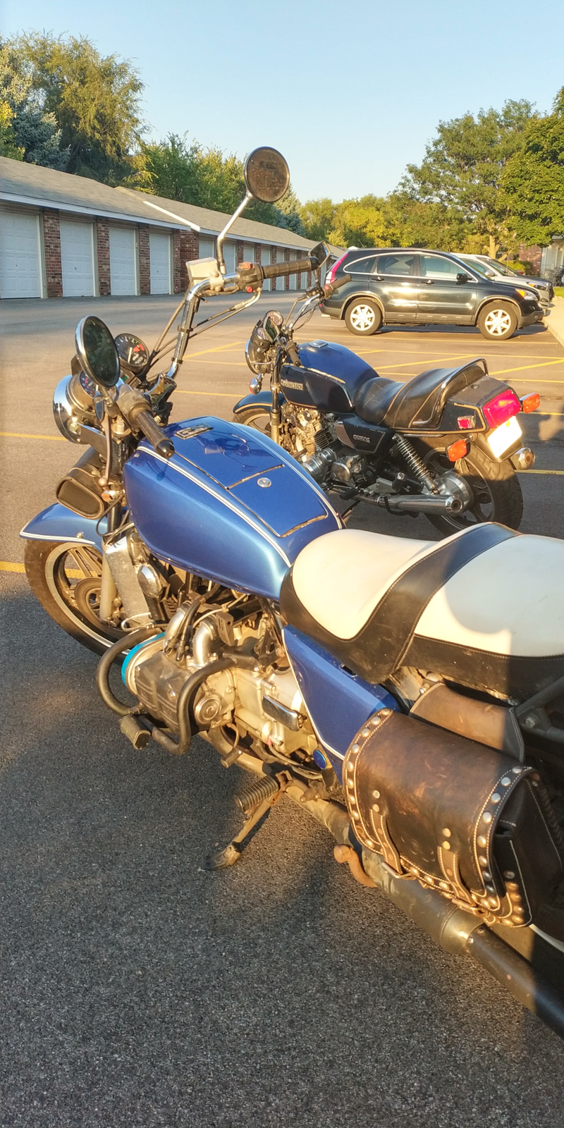 Illustration for article titled Got the Goldwing and the GS850G out for a little photoshoot.